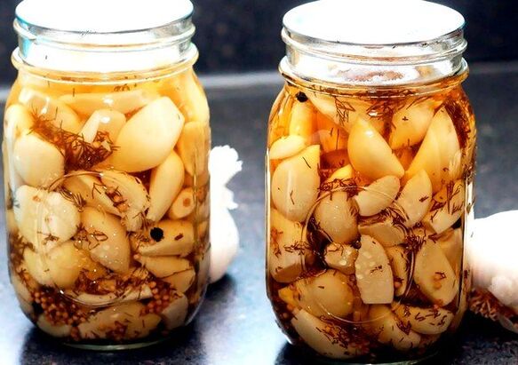 Teinture d'ail pour éliminer les parasites